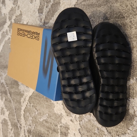 Skechers Men's Go Walk Max-athletic Air Mesh Slip on Walking Shoe 11W - Picture 5 of 5